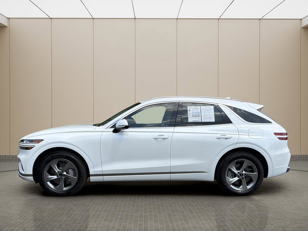 Certified 2026 Genesis GV70 2.5T AWD/4WD image 2