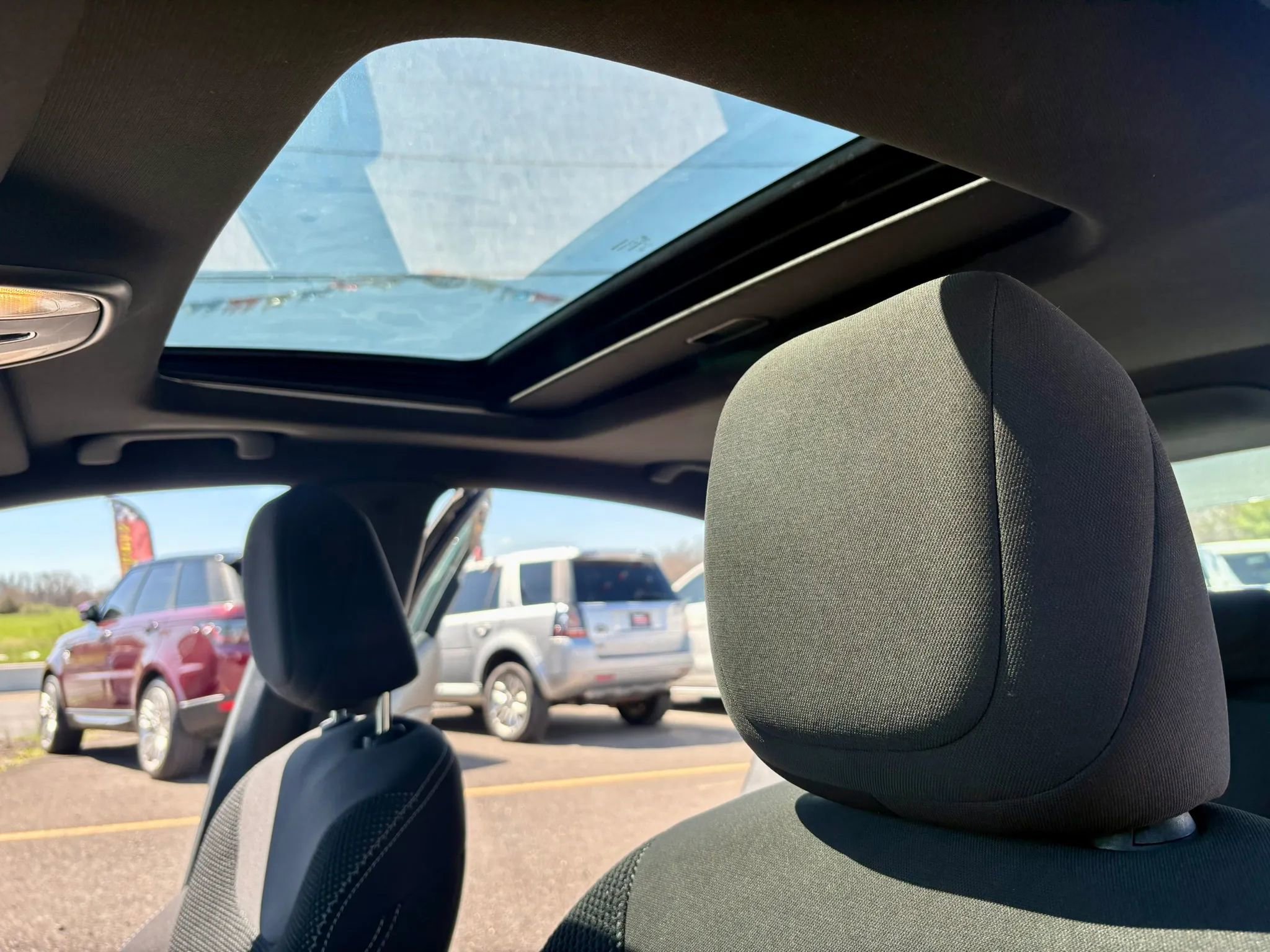 Used 2015 Dodge Dart SXT w/ Sun/Sound Group image 15