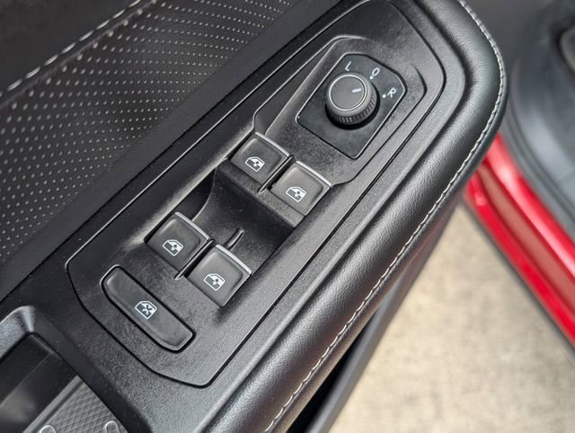 Used 2024 Volkswagen Atlas SE w/ Panoramic Sunroof Package FWD image 11
