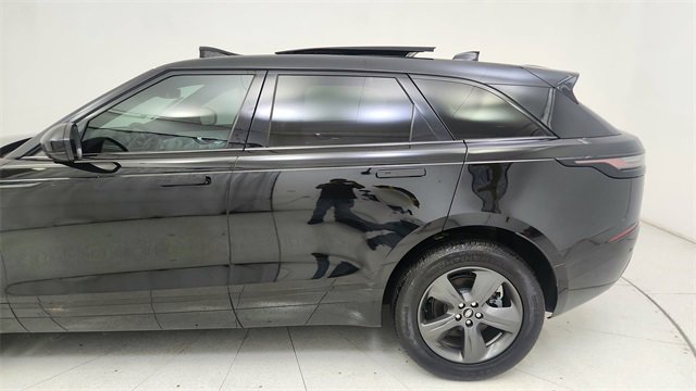 Used 2024 Land Rover Range Rover Velar Dynamic SE image 11
