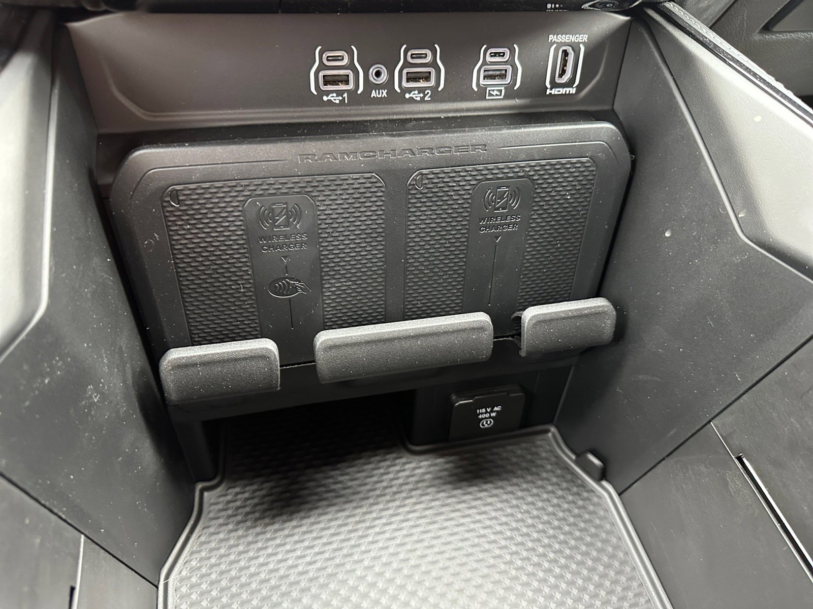 New 2025 RAM 1500 Limited image 31