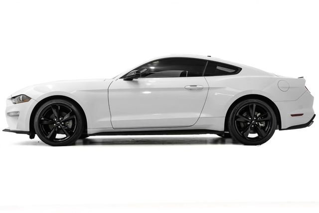 Used 2022 Ford Mustang Coupe image 10