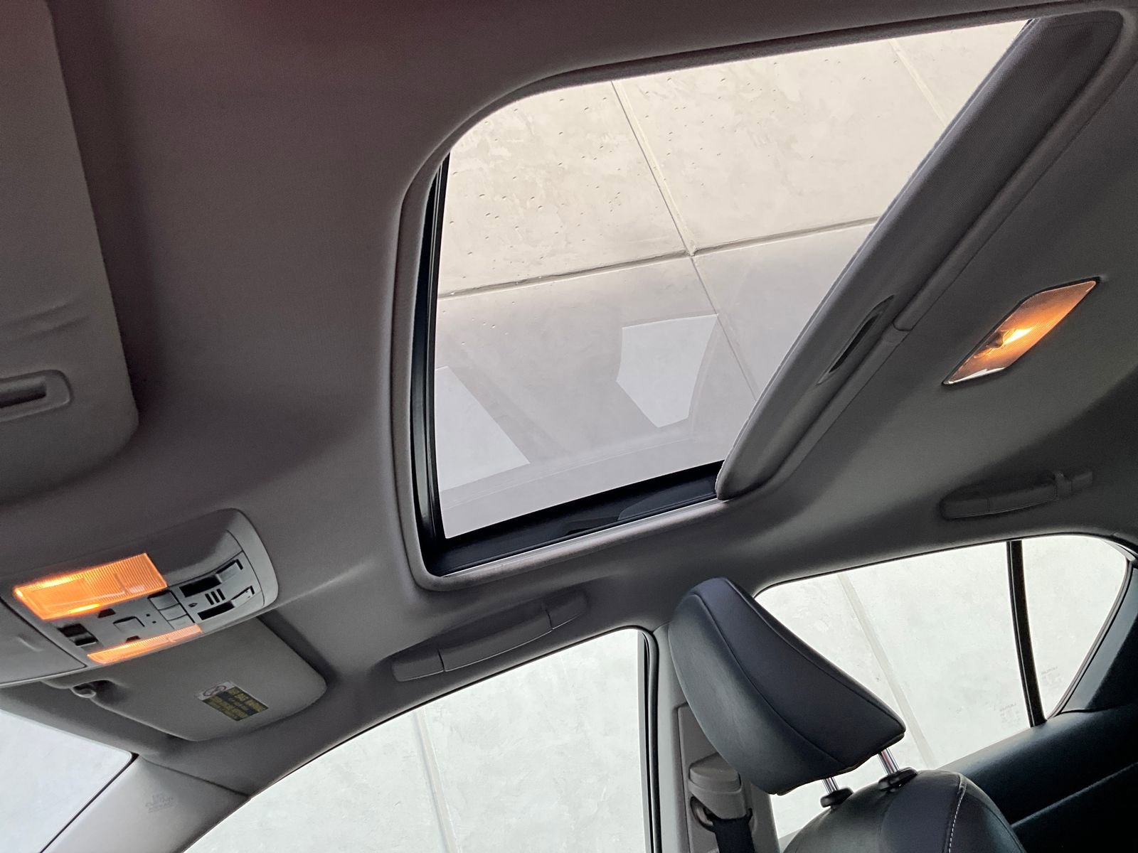 Used 2012 Lexus CT 200h image 26