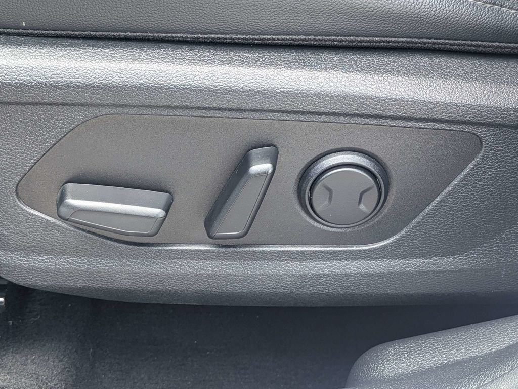 Used 2024 Kia Sportage EX FWD image 20
