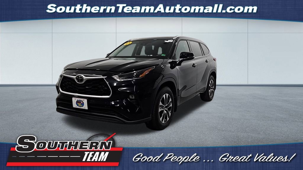 Used 2021 Toyota Highlander XLE
