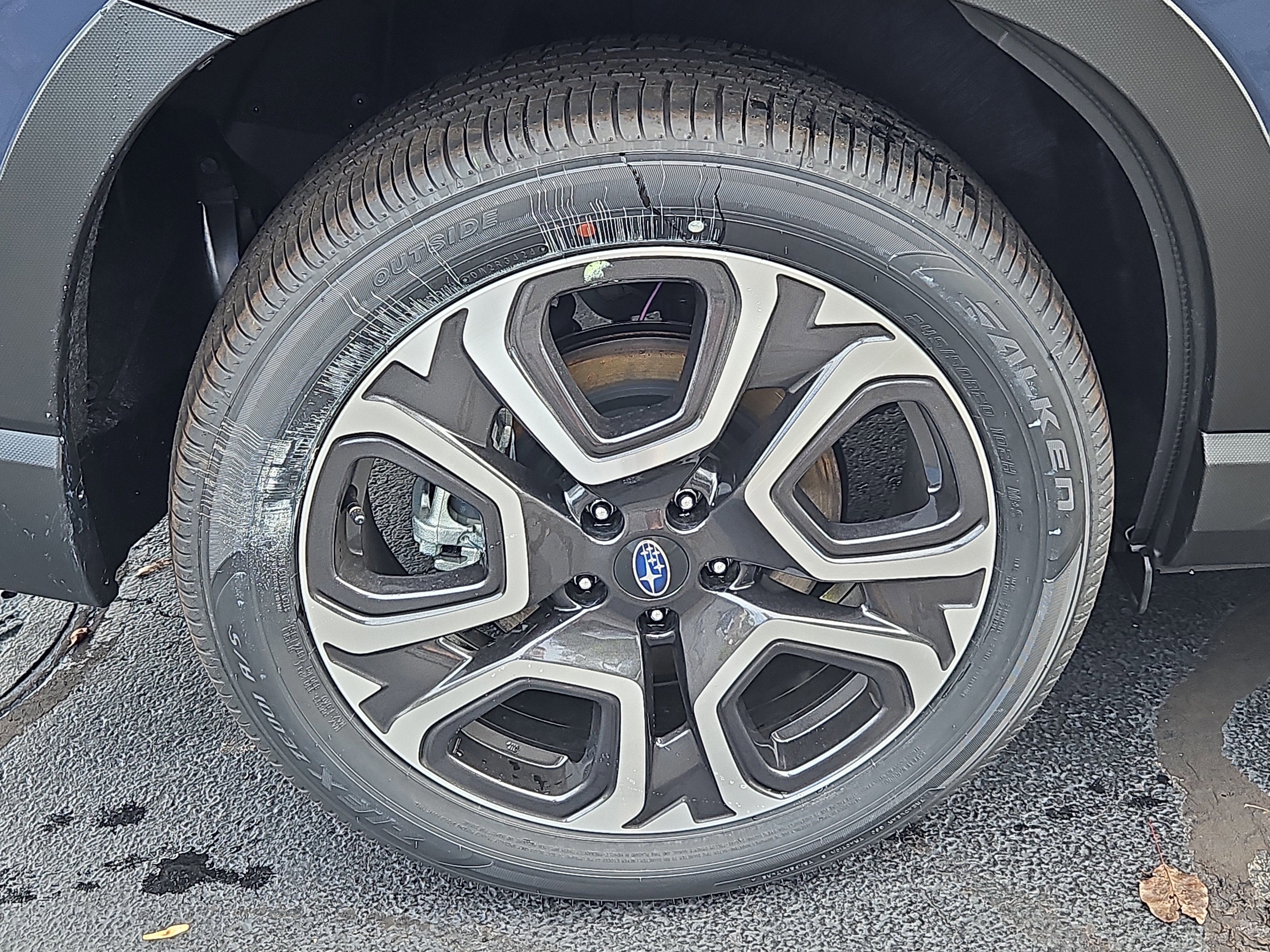 New 2025 Subaru Ascent Touring image 3