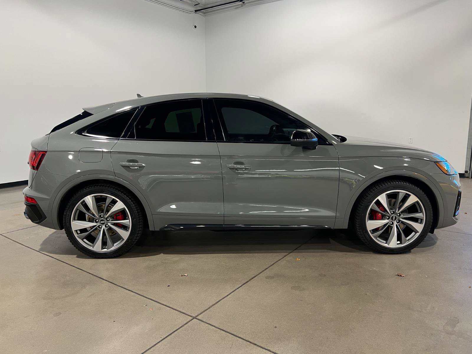 Used 2021 Audi SQ5 Premium Plus image 2