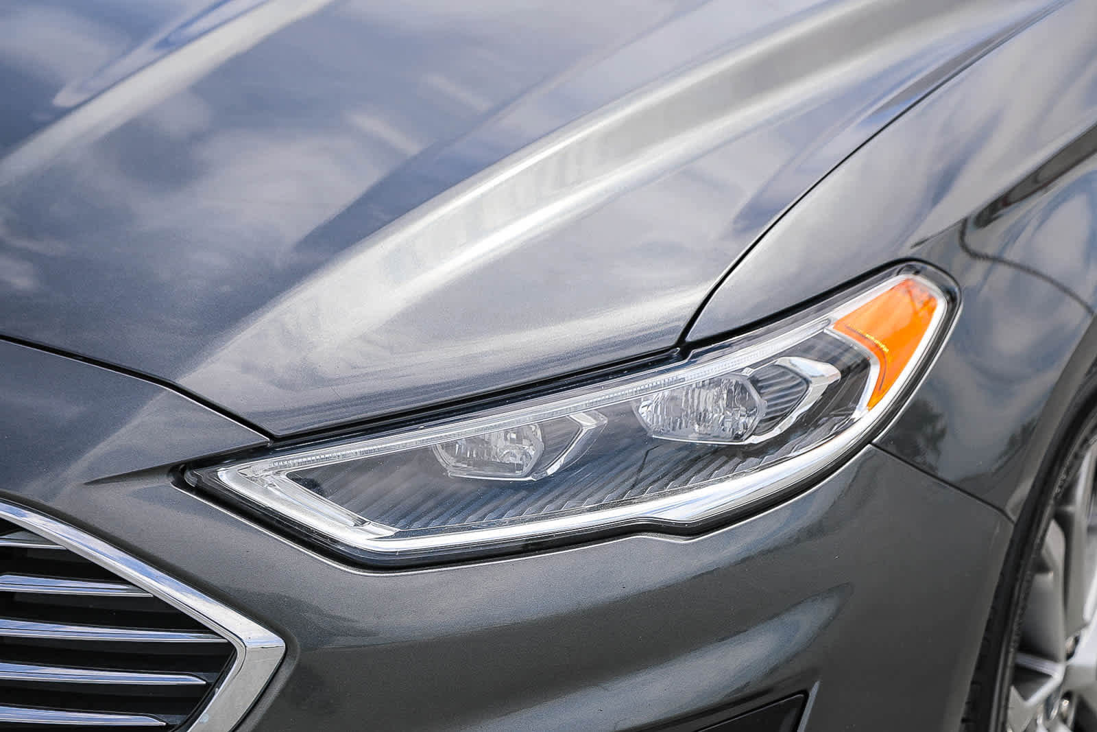 Used 2019 Ford Fusion SEL FWD image 8