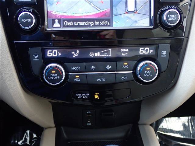 Used 2016 Nissan Rogue SV w/ SV Premium Package AWD/4WD image 20