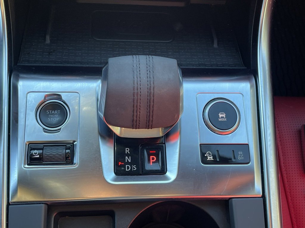 Used 2022 Jaguar XF R-Dynamic SE image 34