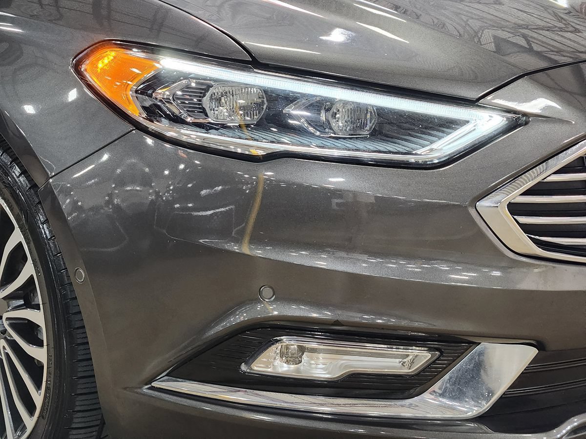 Used 2017 Ford Fusion Titanium FWD image 13