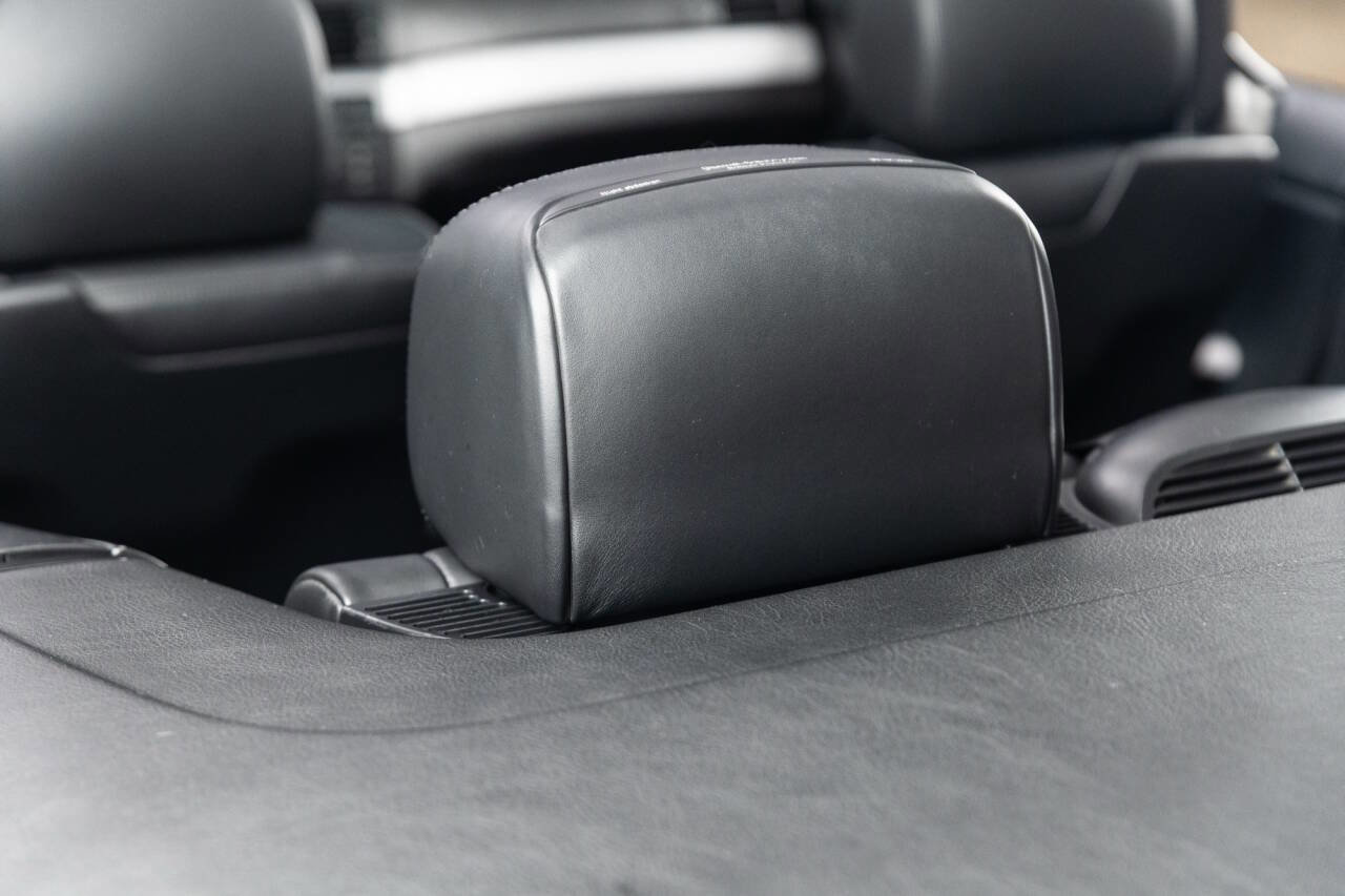 Used 2005 BMW M3 Convertible image 76