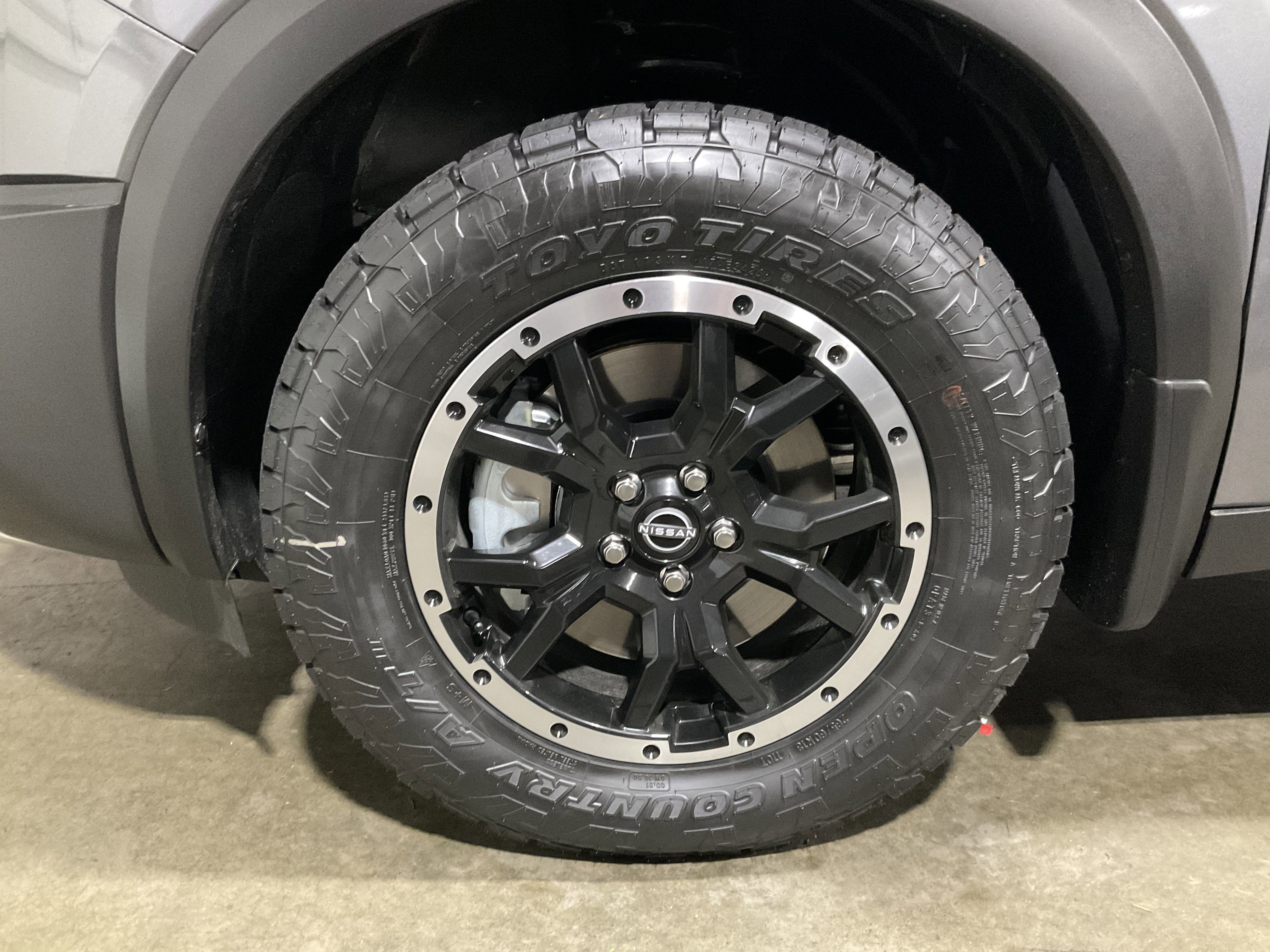 Used 2025 Nissan Pathfinder Rock Creek image 12