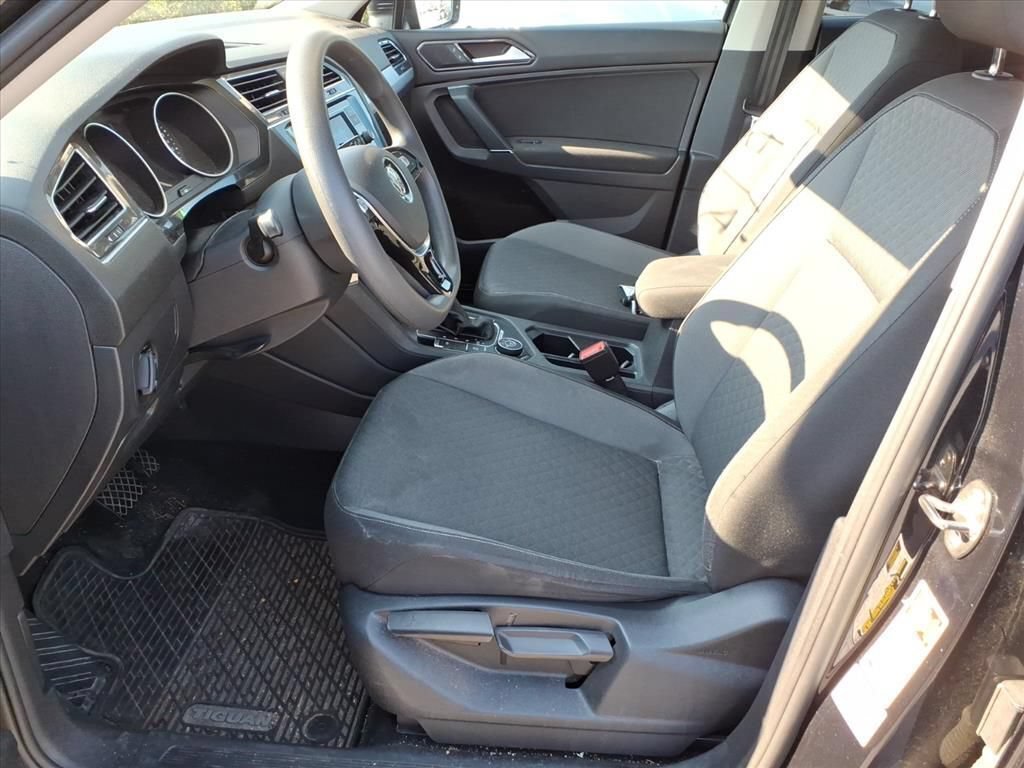 Used 2018 Volkswagen Tiguan S AWD/4WD image 13