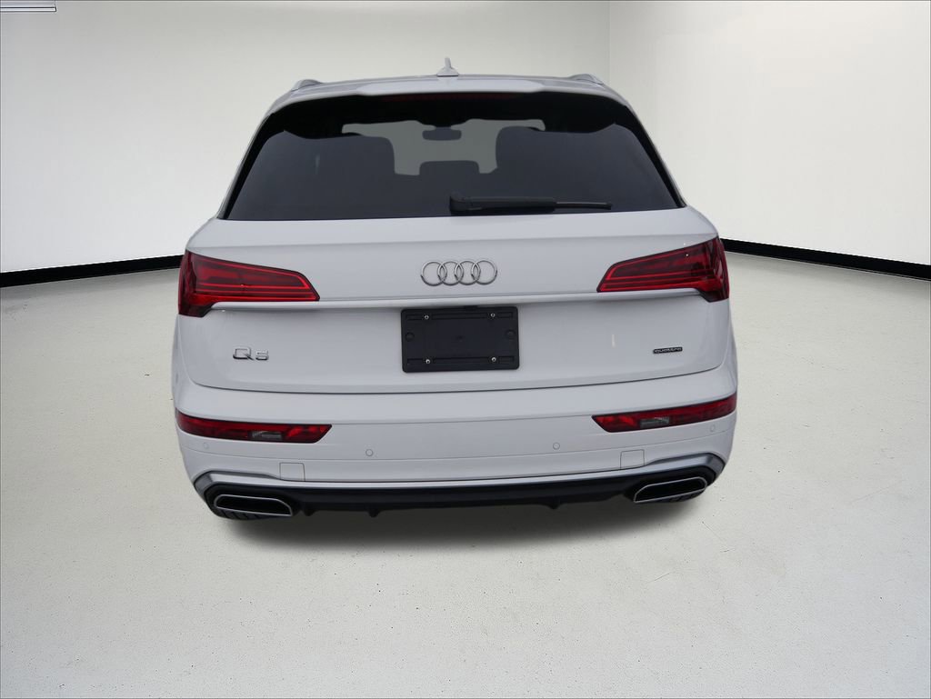 Certified 2023 Audi Q5 2.0T Premium w/ Convenience Package image 4