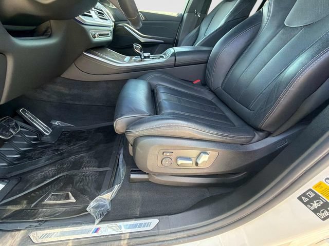 Used 2022 BMW X5 xDrive40i w/ M Sport Package AWD/4WD image 23
