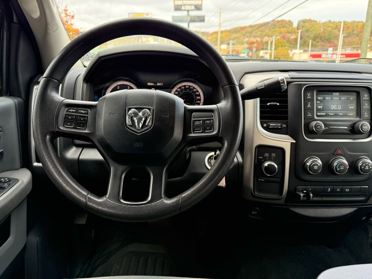 Used 2018 RAM 2500 SLT image 3