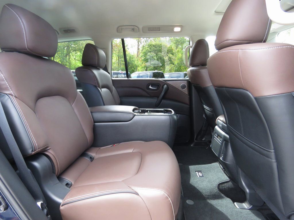 Used 2024 INFINITI QX80 Premium Select w/ Cargo Package image 17