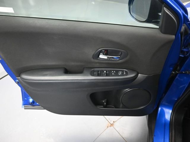 Used 2018 Honda HR-V LX image 21