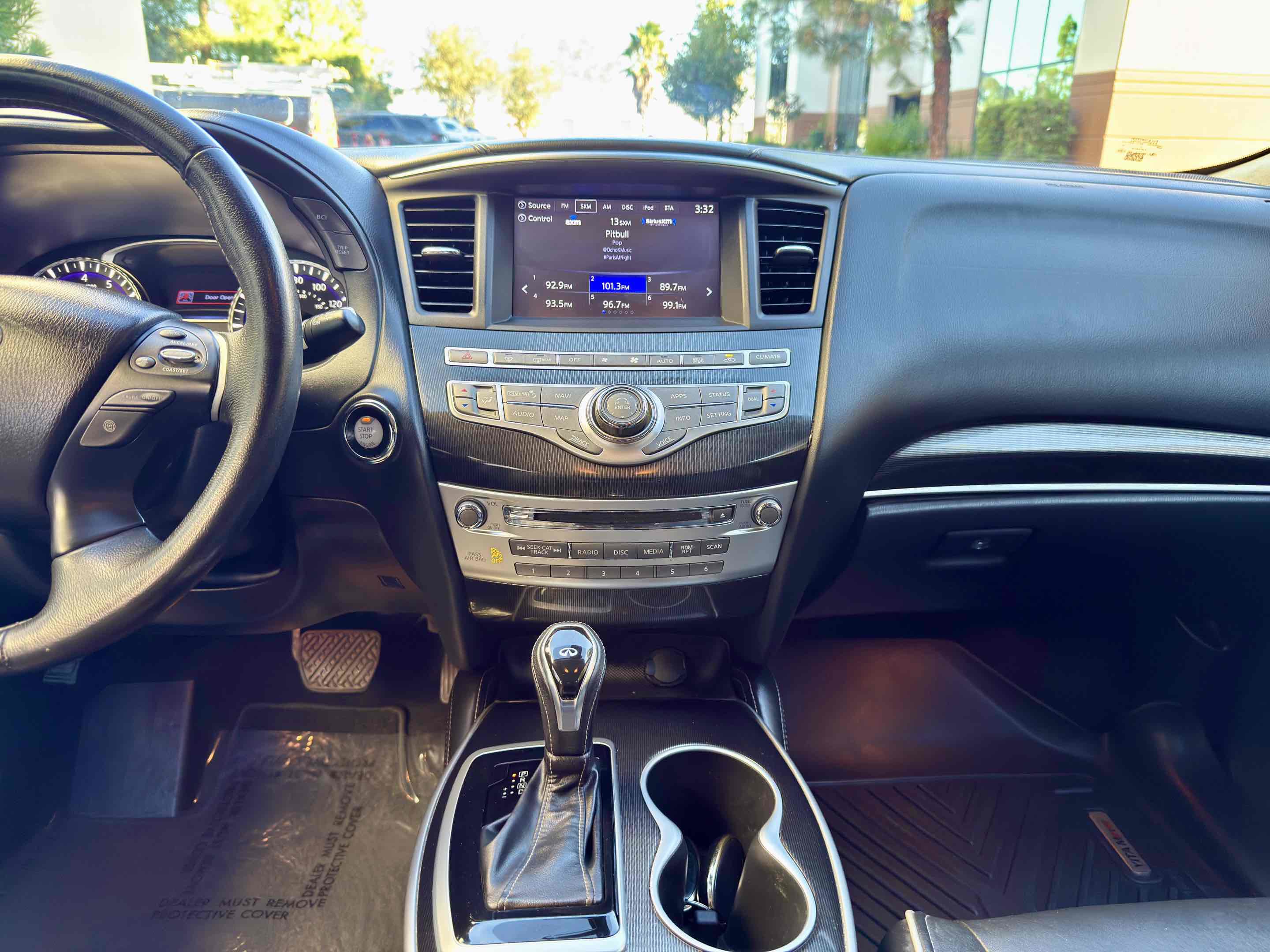 Used 2017 INFINITI QX60 FWD w/ Premium Plus Package image 29