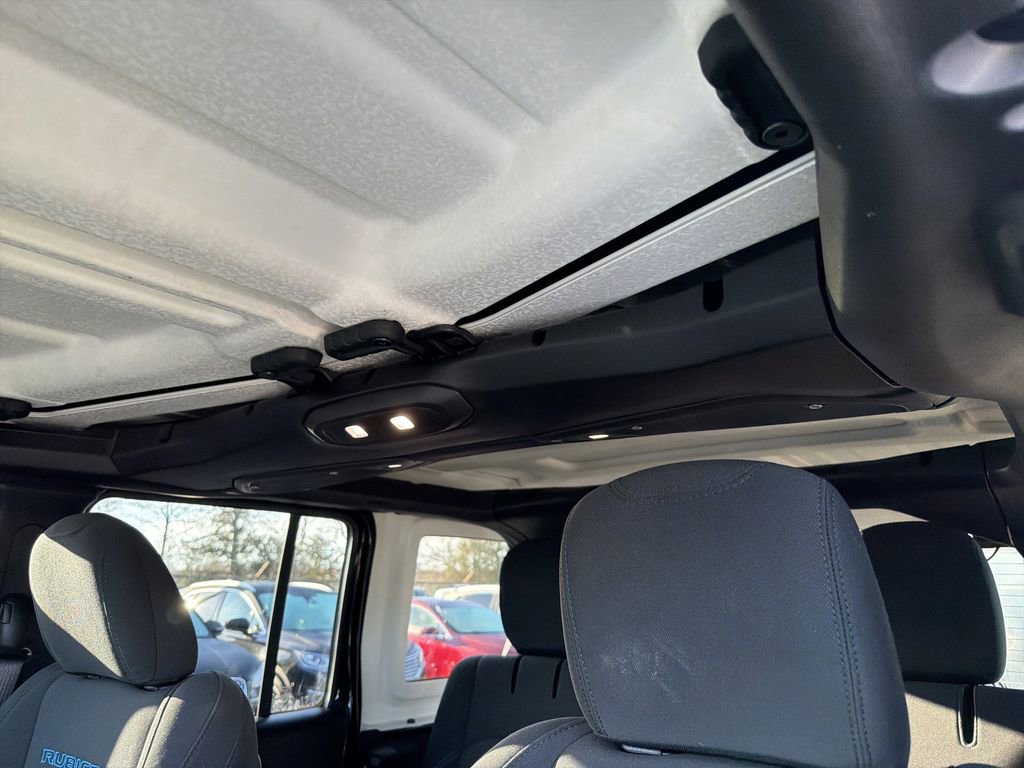 Used 2024 Jeep Wrangler Unlimited Rubicon 4xe AWD/4WD image 29
