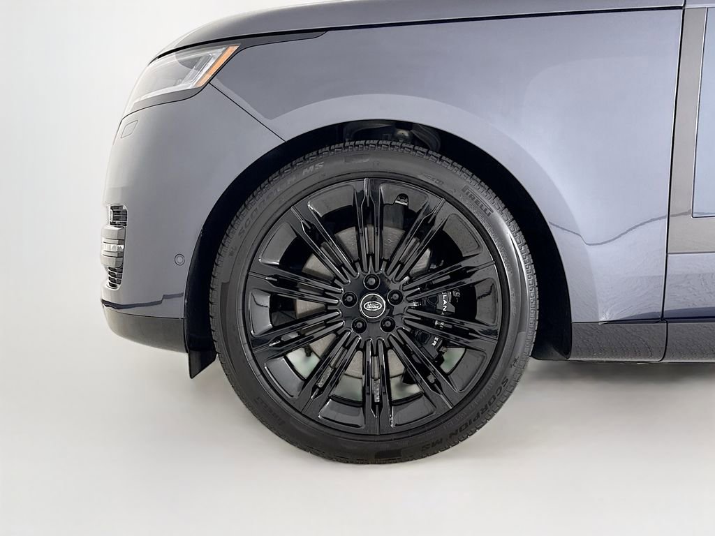 Used 2025 Land Rover Range Rover SE AWD/4WD image 27