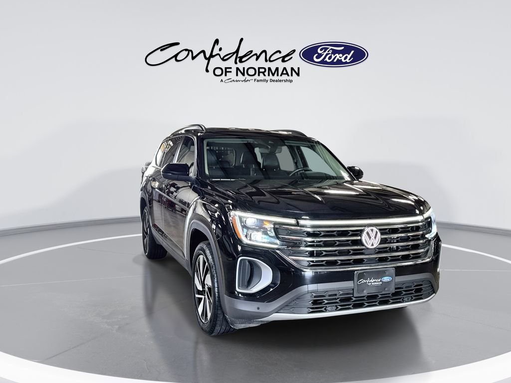 Used 2025 Volkswagen Atlas SE image 11