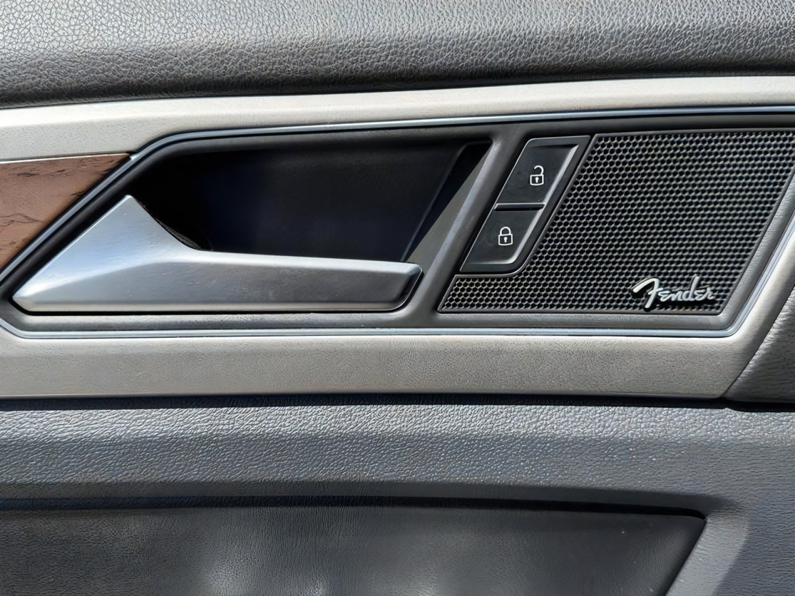 Used 2018 Volkswagen Atlas SEL Premium AWD/4WD image 15