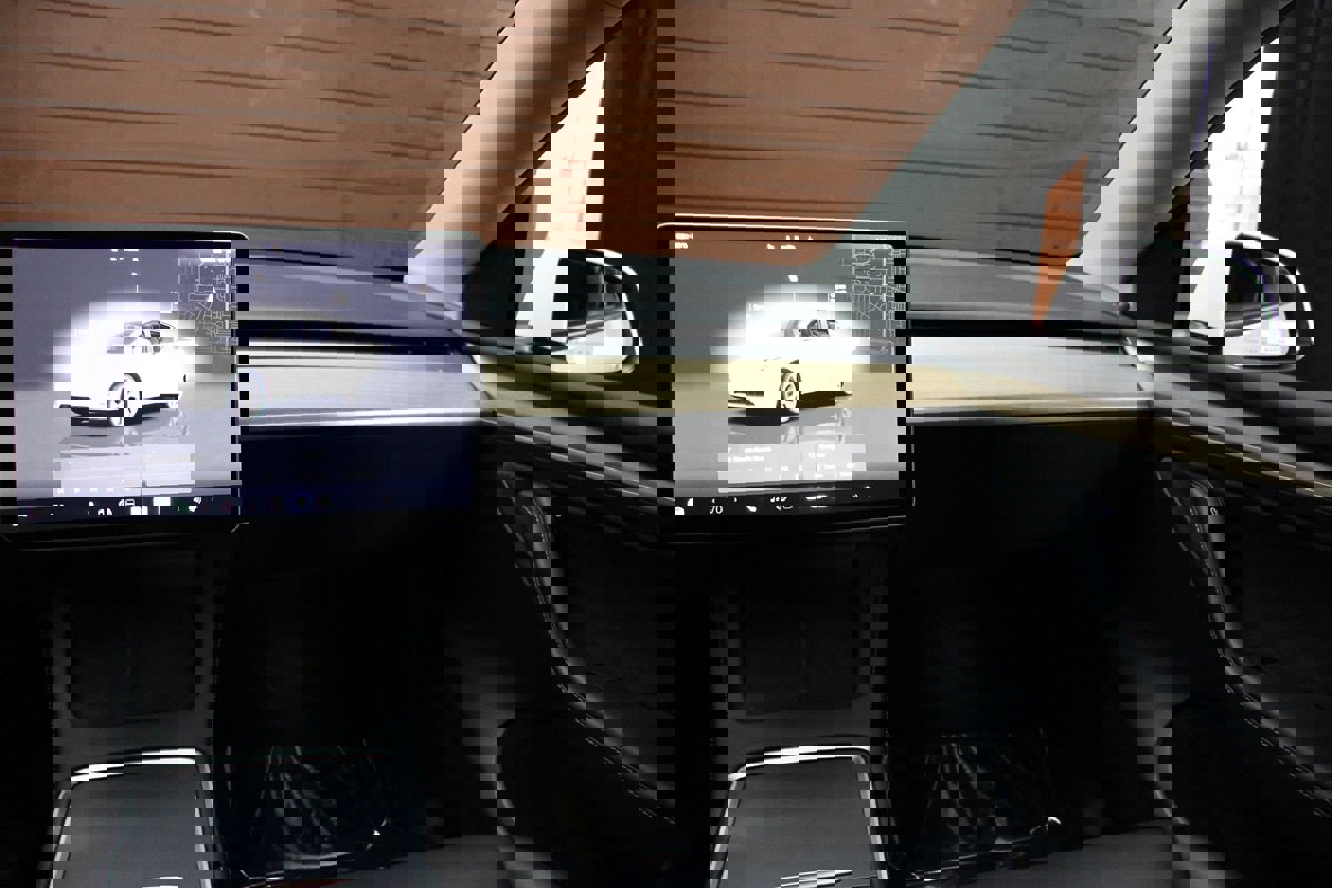 Used 2023 Tesla Model Y Long Range image 14