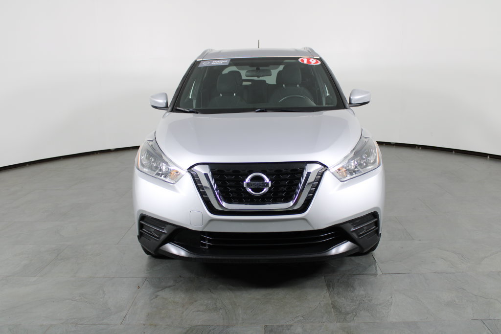 Certified 2019 Nissan Kicks SV FWD image 13