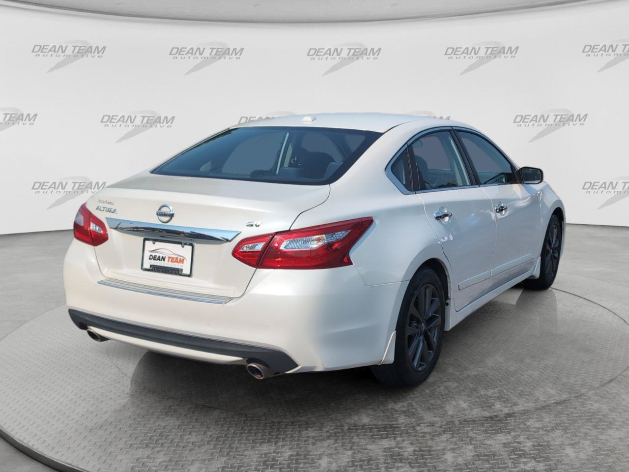 Used 2016 Nissan Altima 2.5 SV FWD image 7
