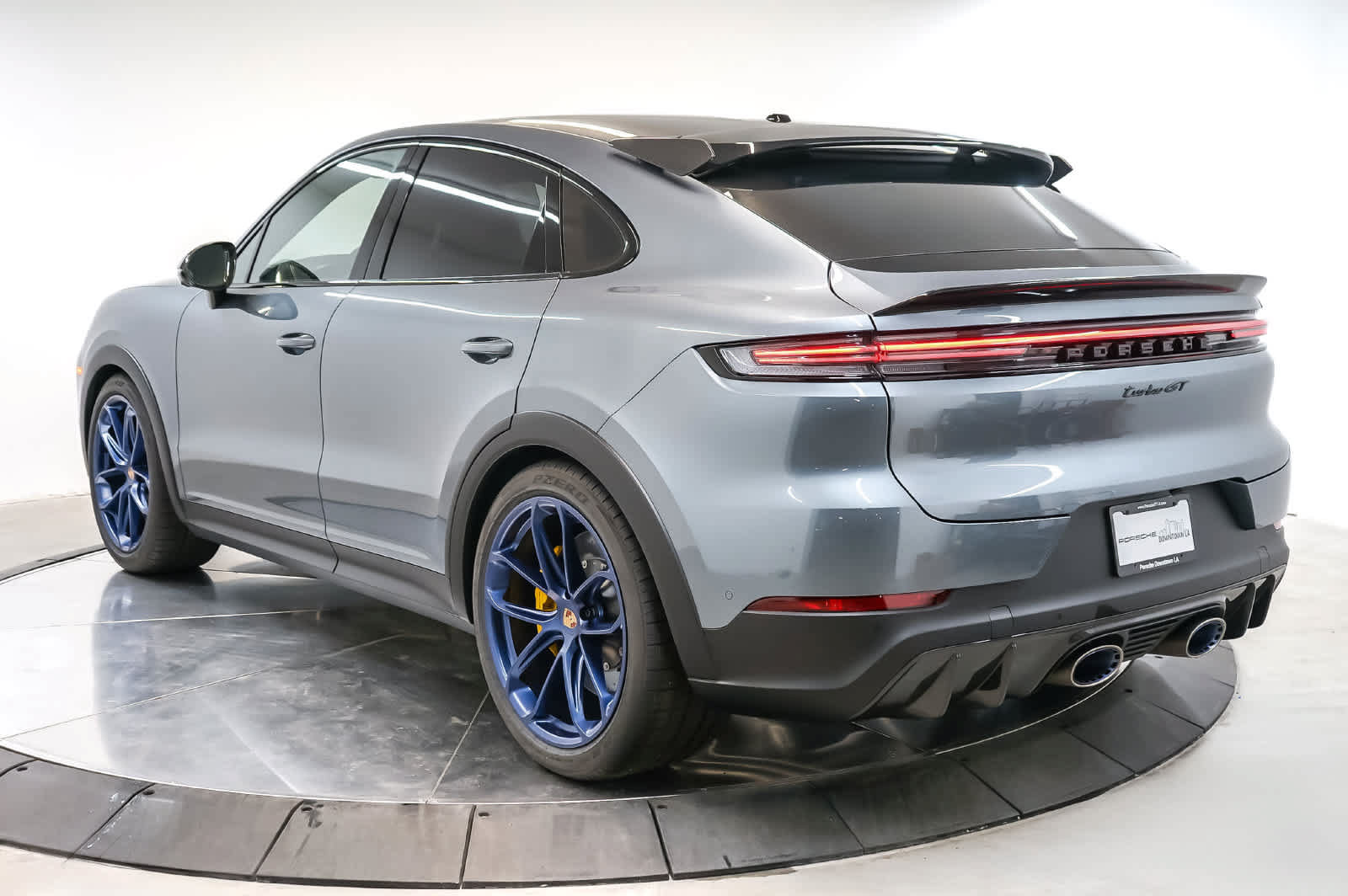 New 2026 Porsche Cayenne Turbo GT AWD/4WD image 3