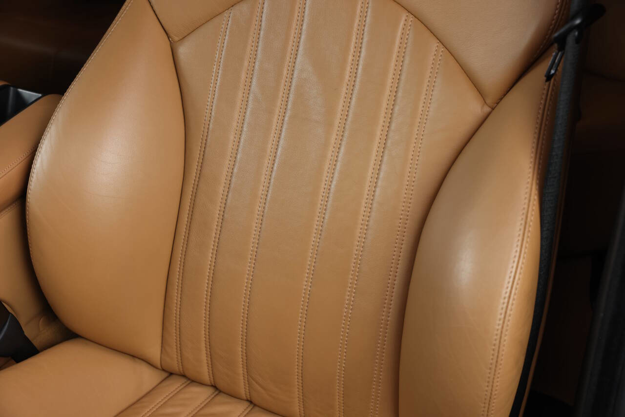 Used 2002 BMW M5 image 49