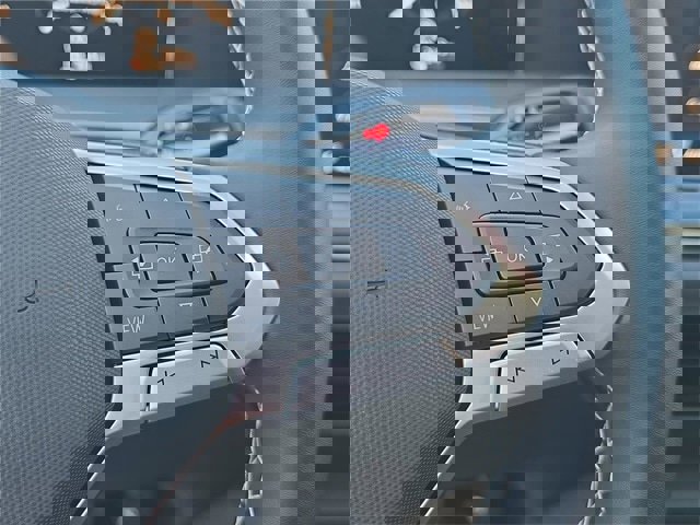 New 2026 Volkswagen Tiguan SE image 19