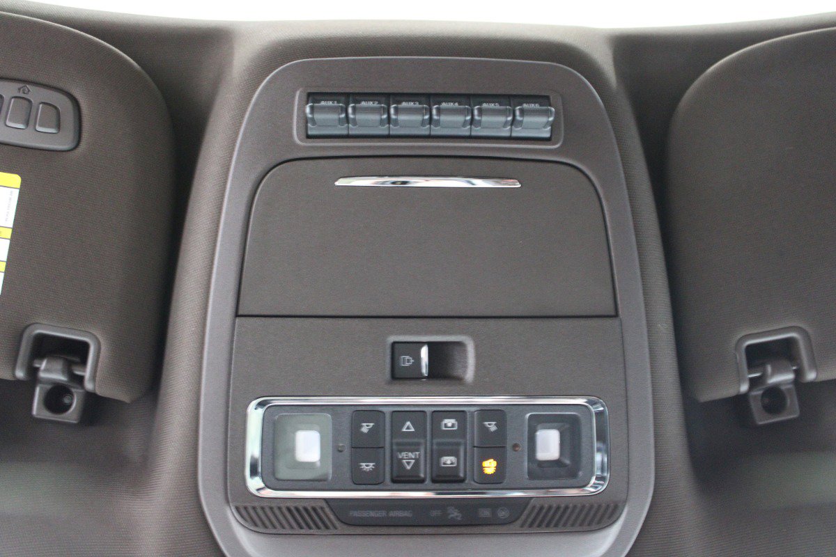 Used 2023 Ford F350 King Ranch w/ Chrome Package AWD/4WD image 13