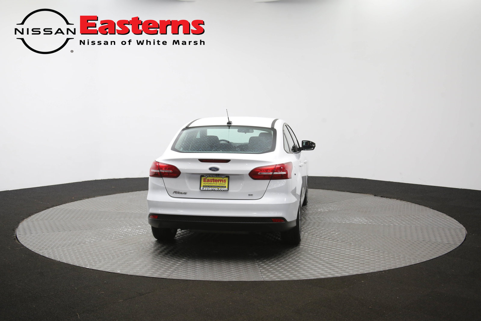 Used 2018 Ford Focus SE w/ Cold Weather Package FWD image 36