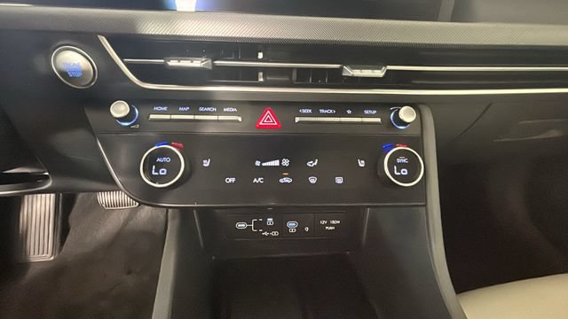 Certified 2026 Hyundai Sonata SEL AWD/4WD image 22