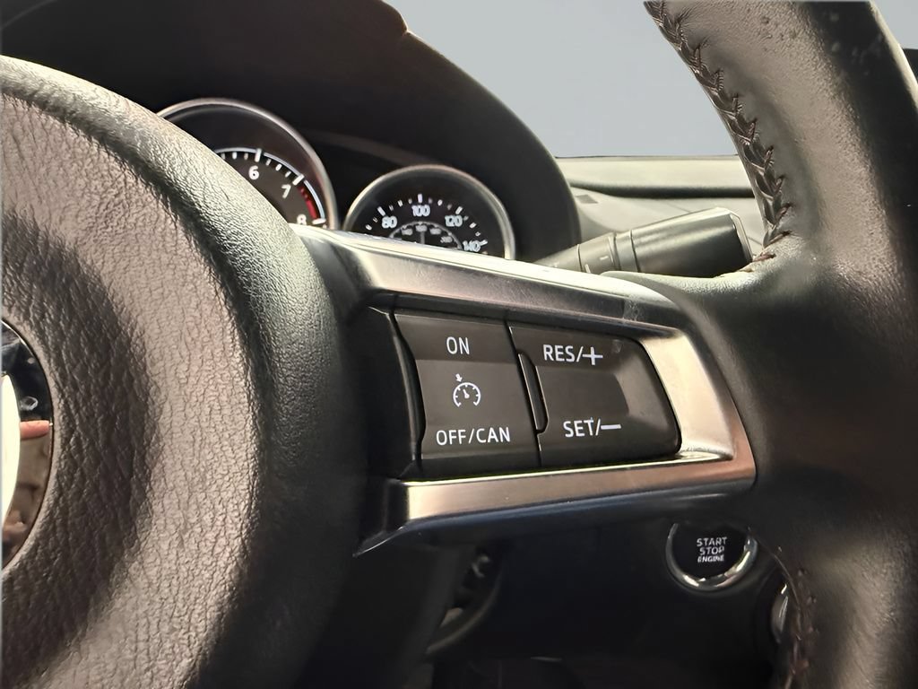 Used 2019 MAZDA MX-5 Miata Grand Touring w/ GT-S Package RWD image 16