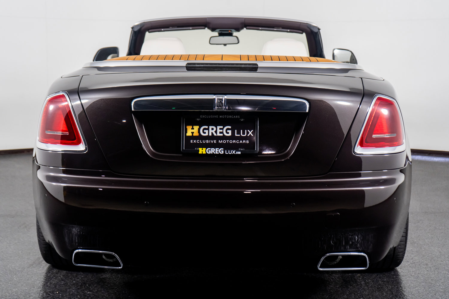 Used 2017 Rolls-Royce Dawn image 12