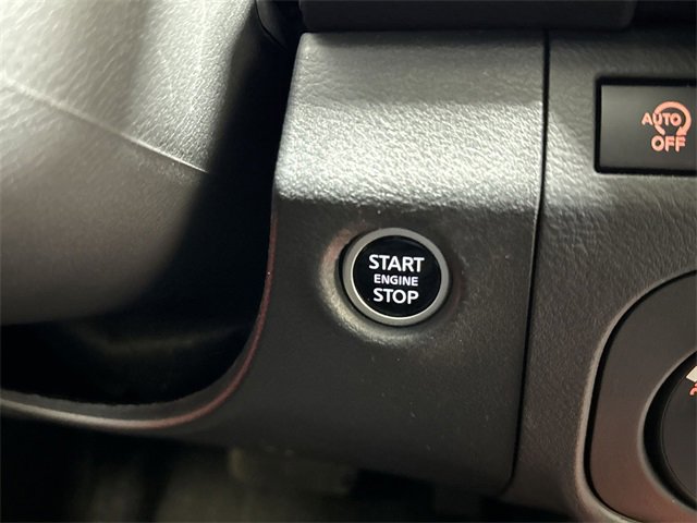 Used 2025 Nissan Frontier PRO-4X w/ Pro Convenience Package image 16