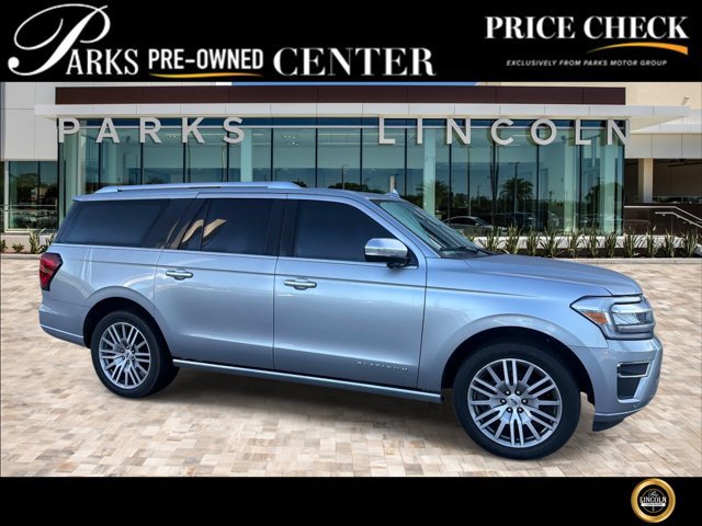 Used 2023 Ford Expedition Max Platinum AWD/4WD image 1