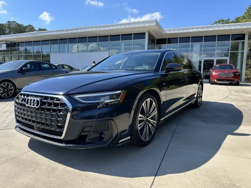 Used 2022 Audi A8 L 3.0T w/ Luxury Package AWD/4WD image 4