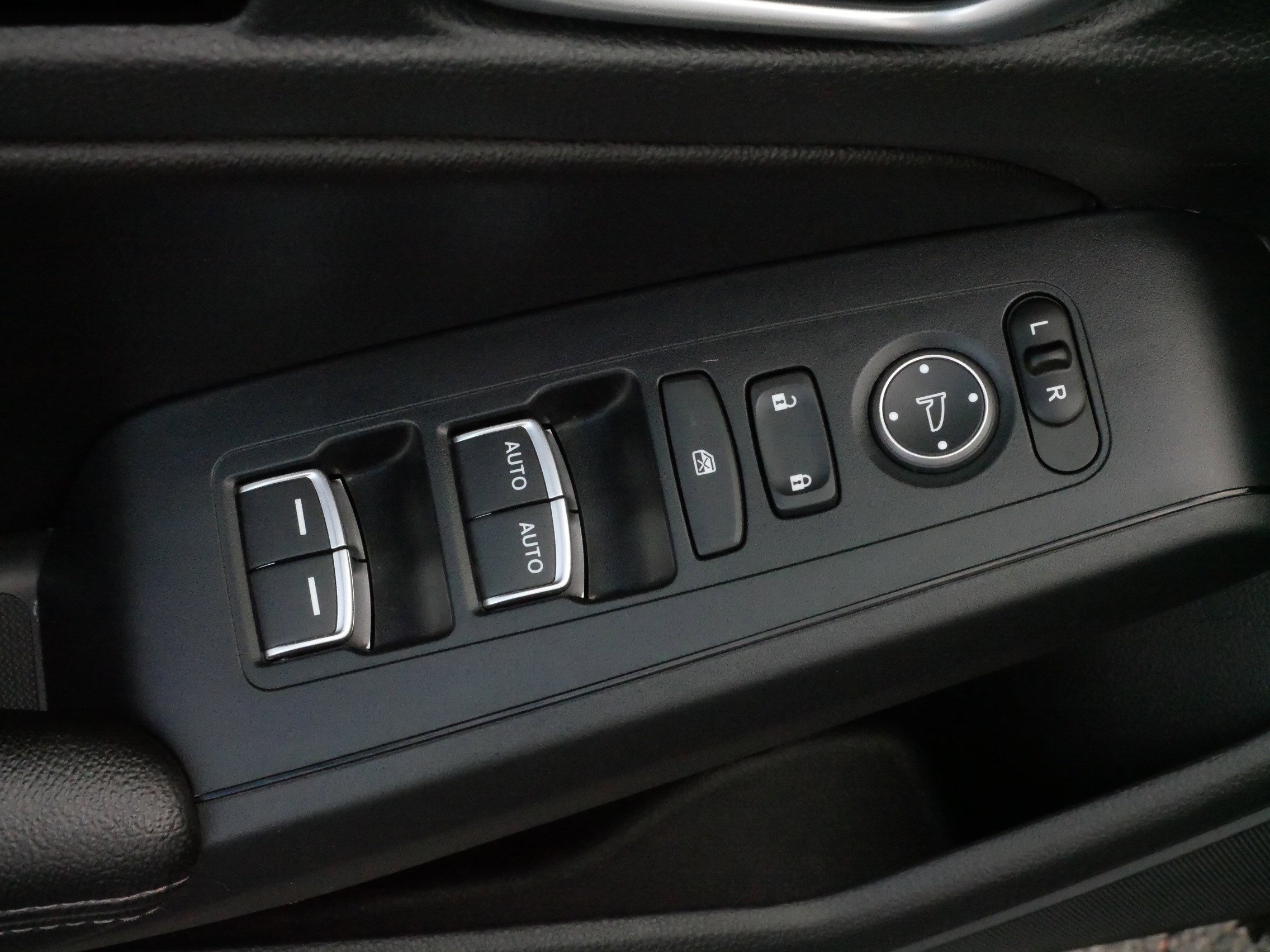 Used 2023 Honda Civic EX-L image 19