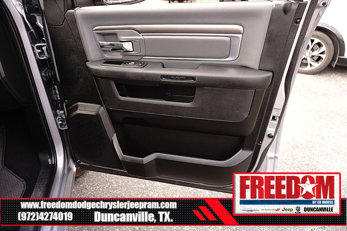 Used 2024 RAM 1500 Classic SLT image 38