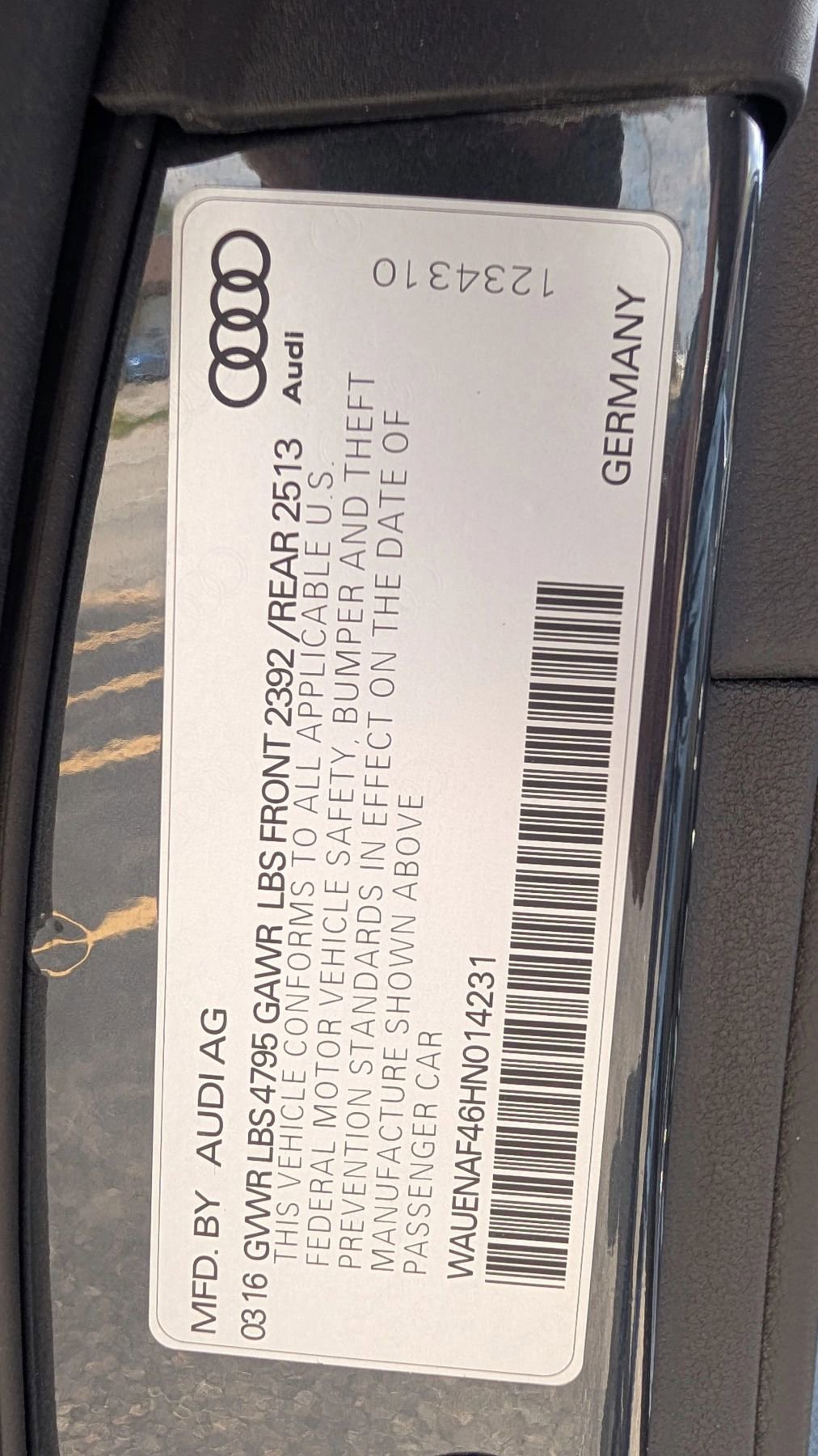 Used 2017 Audi A4 2.0T Premium Plus w/ Premium Plus Package AWD/4WD image 30