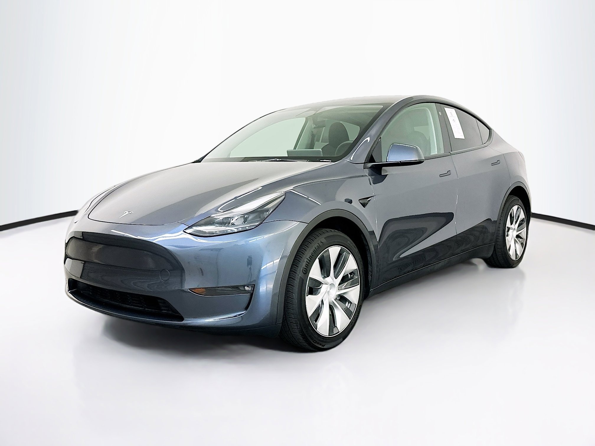 Used 2023 Tesla Model Y Long Range image 3
