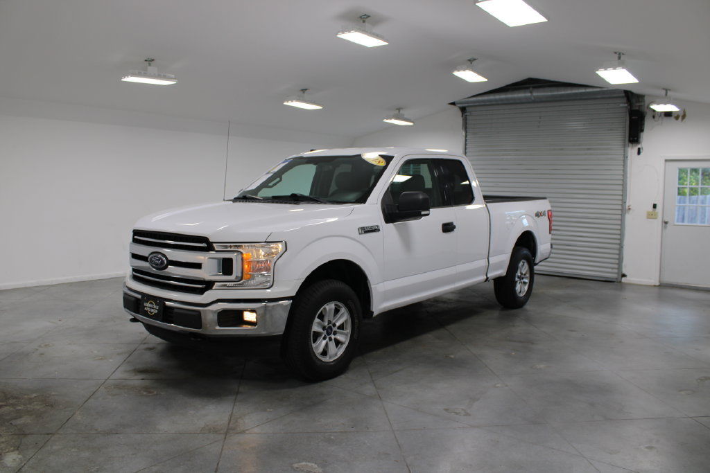 Used 2018 Ford F150 XLT w/ Equipment Group 301A Mid AWD/4WD image 4