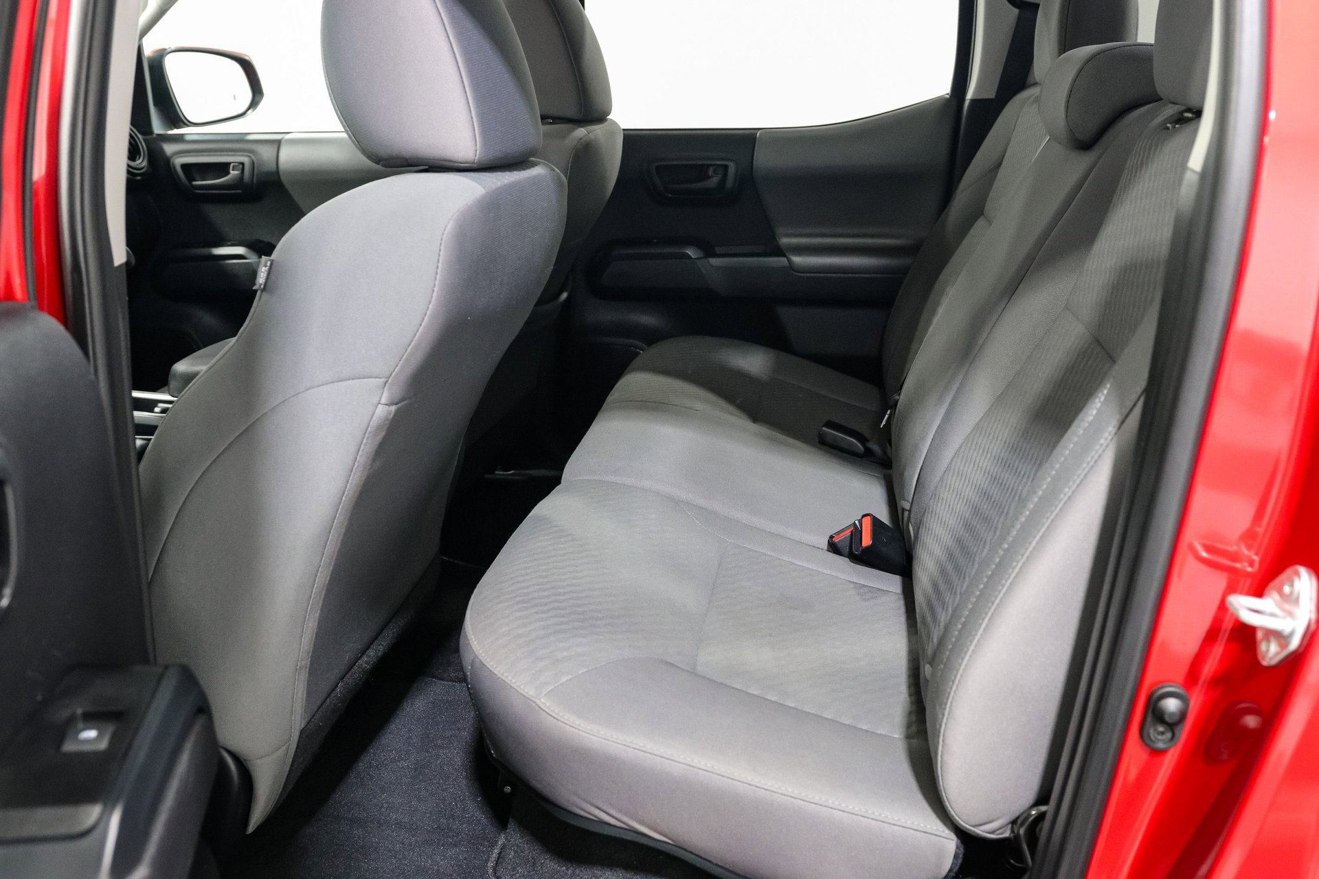 Used 2021 Toyota Tacoma SR w/ SR Convenience Package image 16