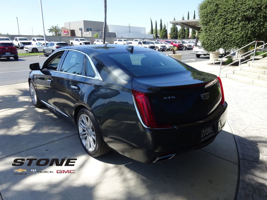 Used 2019 Cadillac XTS Luxury w/ Driver Awareness Package image 6
