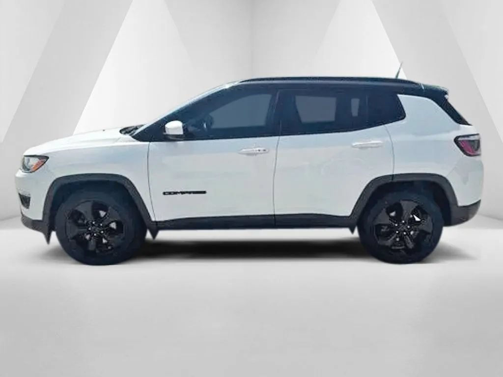 Used 2021 Jeep Compass Latitude FWD image 4